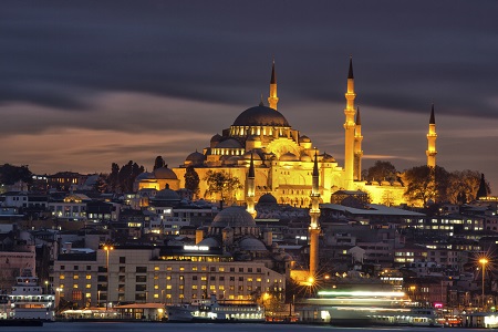 Istanbul bei Nacht