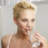 Schöne Haut benötigt Wasser und viel Pflege